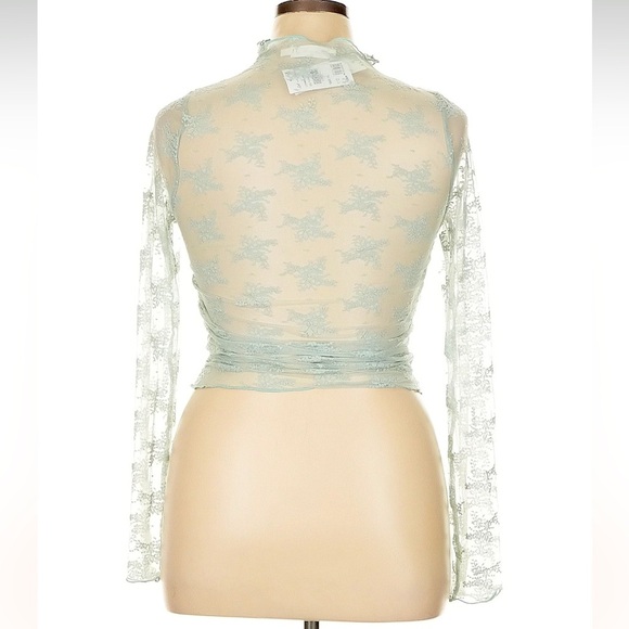 All in Favor Tops - All in Favor Sheer Lace Long Sleeve Top - Ice Flow, Size XL